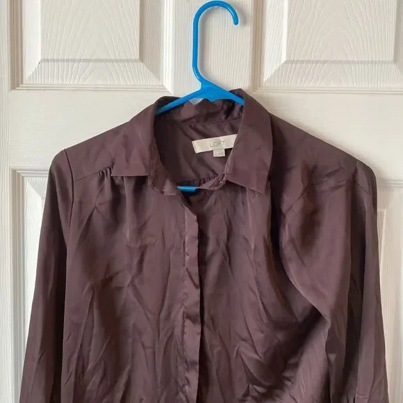 Ann Taylor Loft Blouse Women’s Size XS 1/2 Button Long Sleeve Deep Purple Sheer - Picture 3 of 10